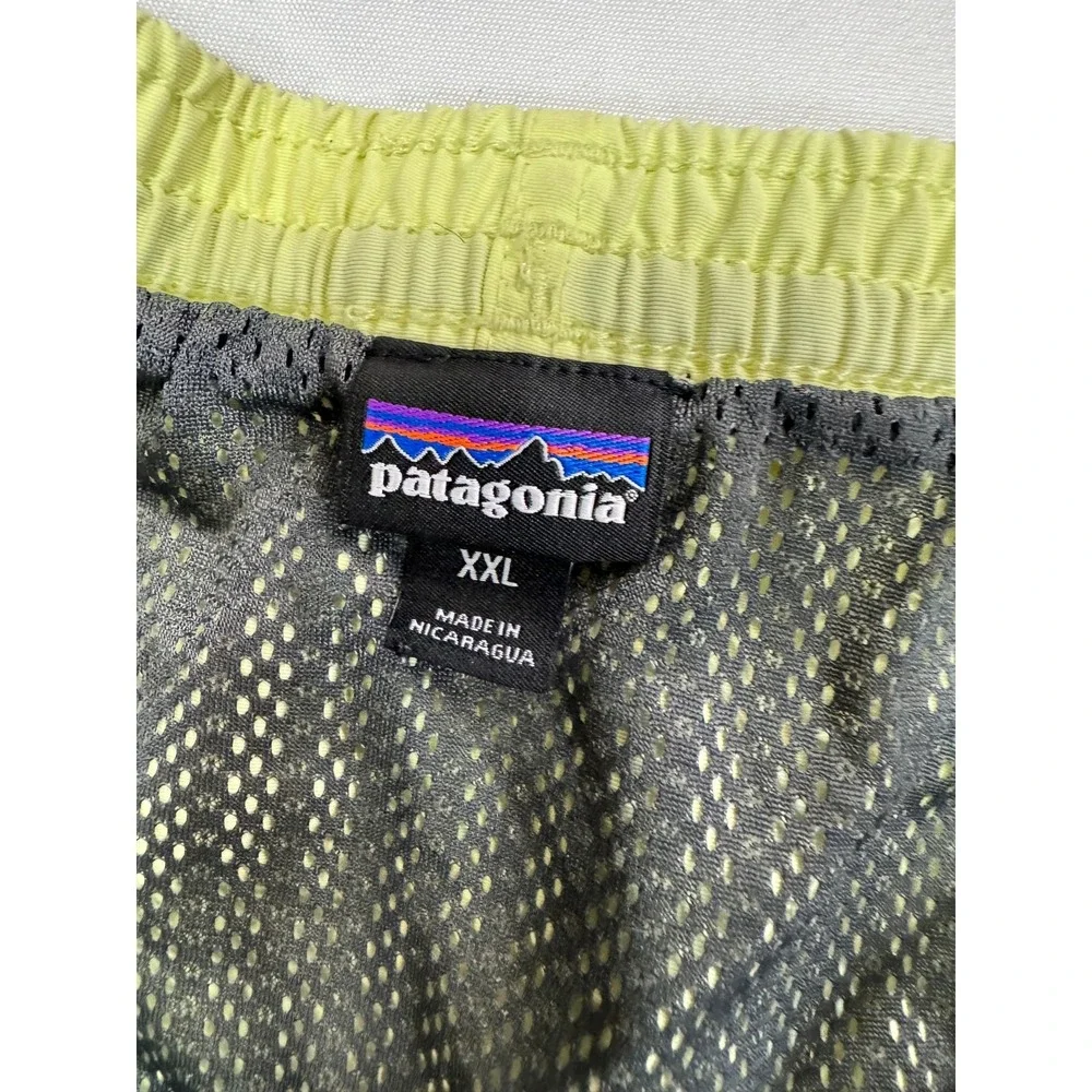 Patagonia Mens Baggies Shorts XXL Jellyfish Yellow 5in Inseam 57021 Swim Trunks